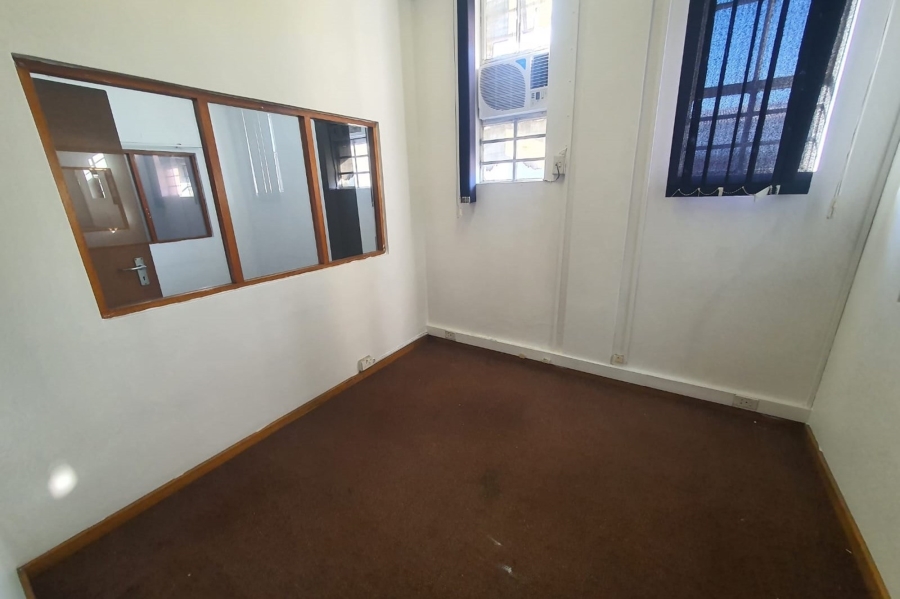 To Let commercial Property for Rent in Deal Party Eastern Cape